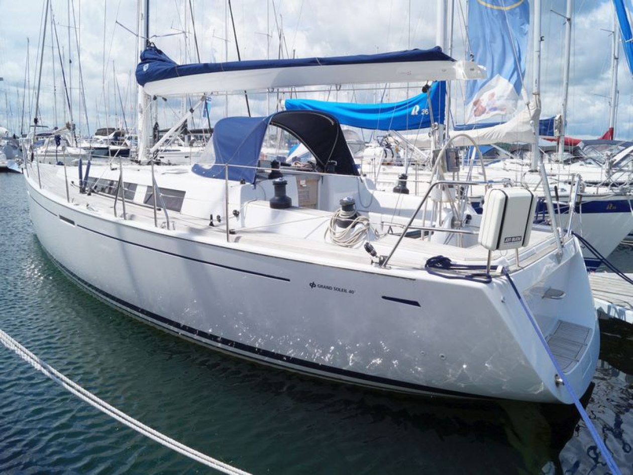 Grand Soleil 40